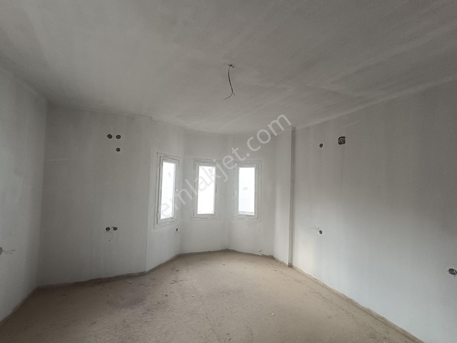 Sarıcam Bayramhacılı Mah Full Göl Manzaralı 3 Kat +teraslı Villa - Görsel 24