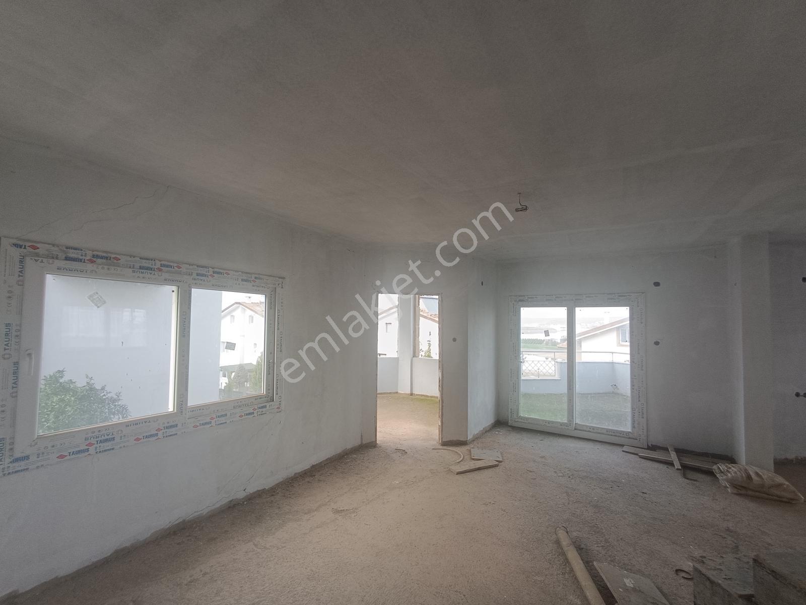 Sarıcam Bayramhacılı Mah Full Göl Manzaralı 3 Kat +teraslı Villa - Görsel 22