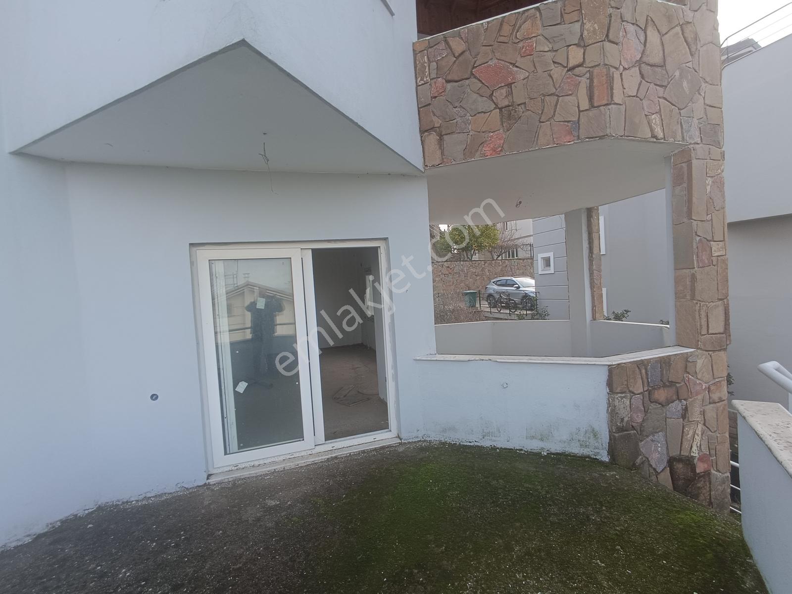 Sarıcam Bayramhacılı Mah Full Göl Manzaralı 3 Kat +teraslı Villa - Görsel 3