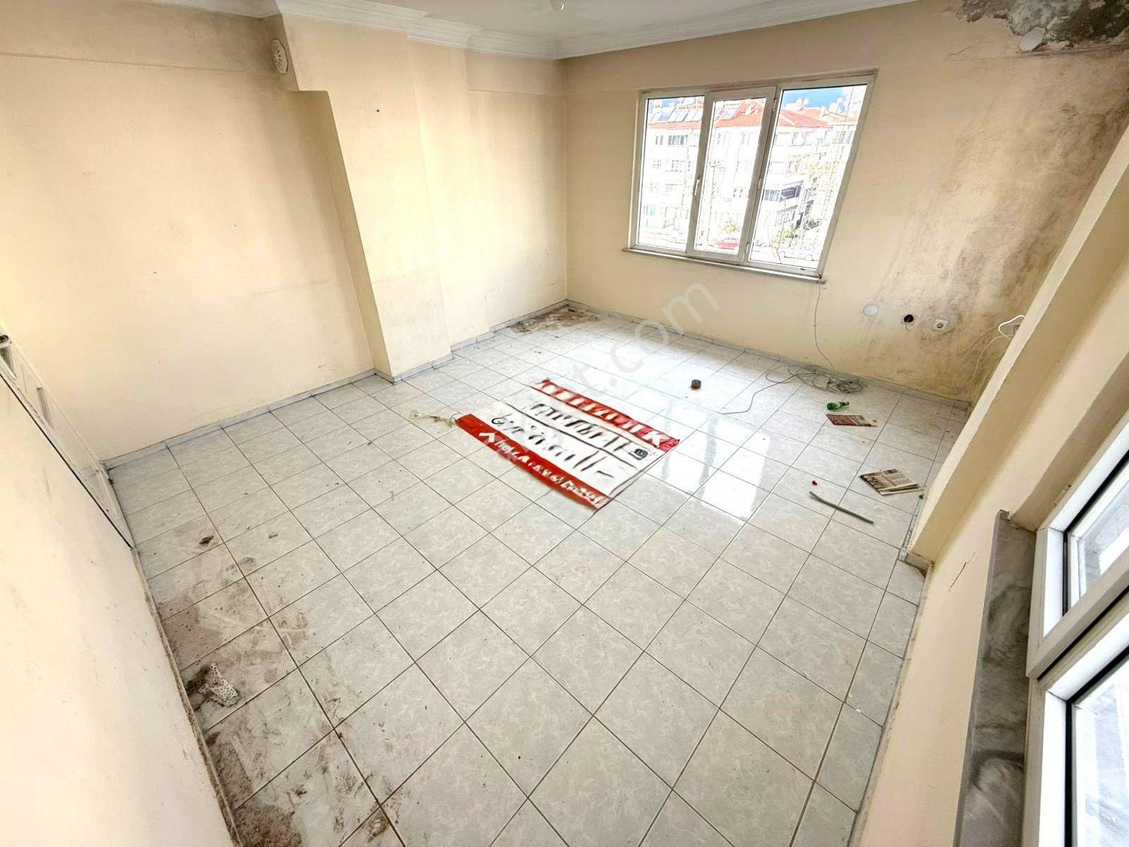 Yükselden Altınkumda Öncephe Ayrı Mutfak Kaçmaz Fırsat 3+1 Daire - Görsel 9