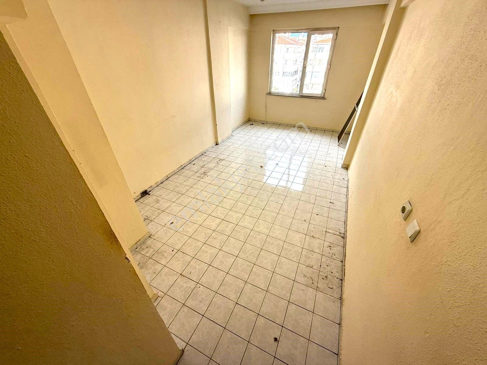 Yükselden Altınkumda Öncephe Ayrı Mutfak Kaçmaz Fırsat 3+1 Daire - Görsel 26