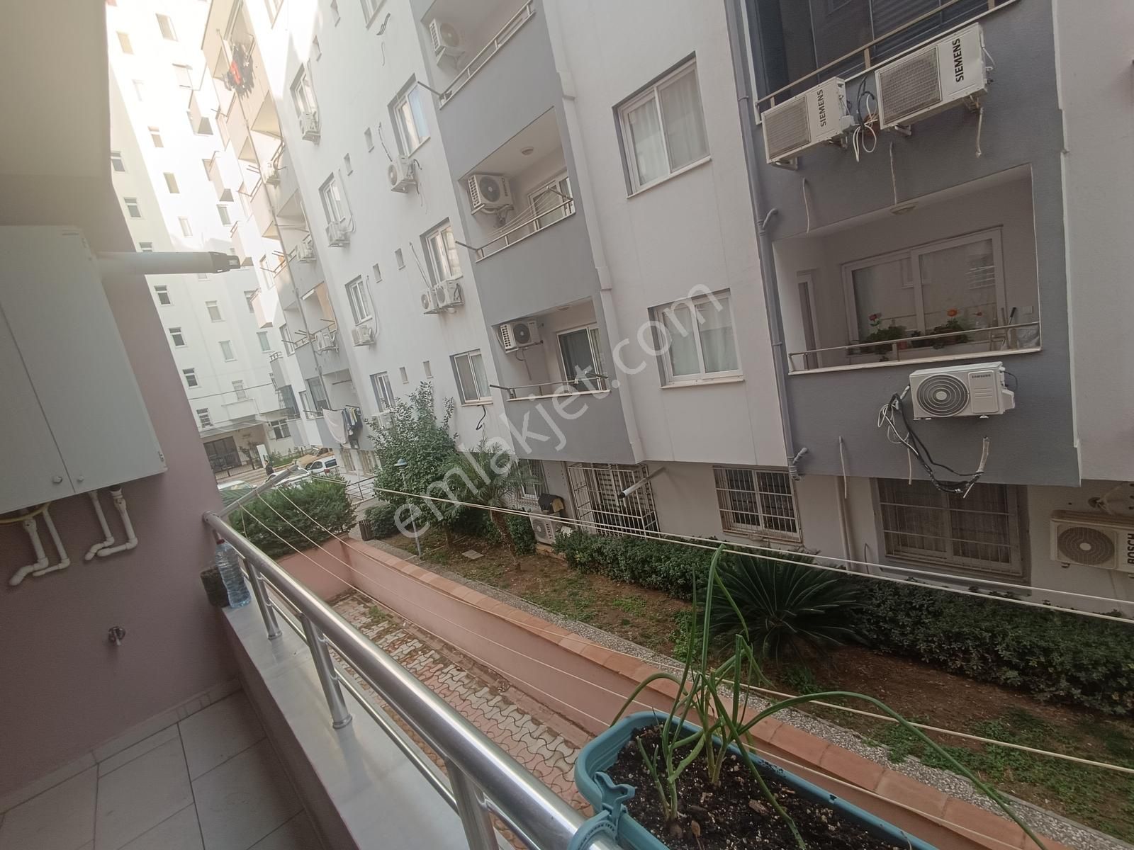 Çukurova Beyaz Evlerde Yeni Binada 2+1 Kısmen Eşyalı Kiralık - Görsel 2