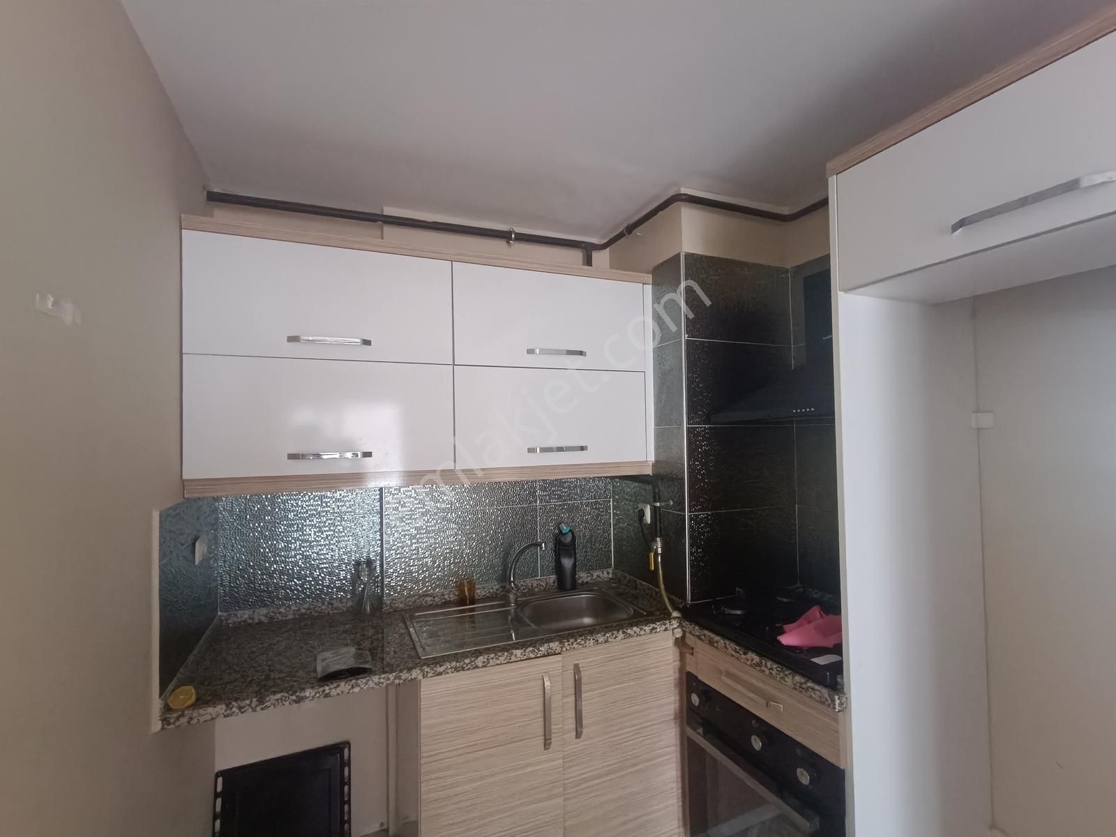 Çukurova Beyaz Evlerde Yeni Binada 2+1 Kısmen Eşyalı Kiralık - Görsel 12