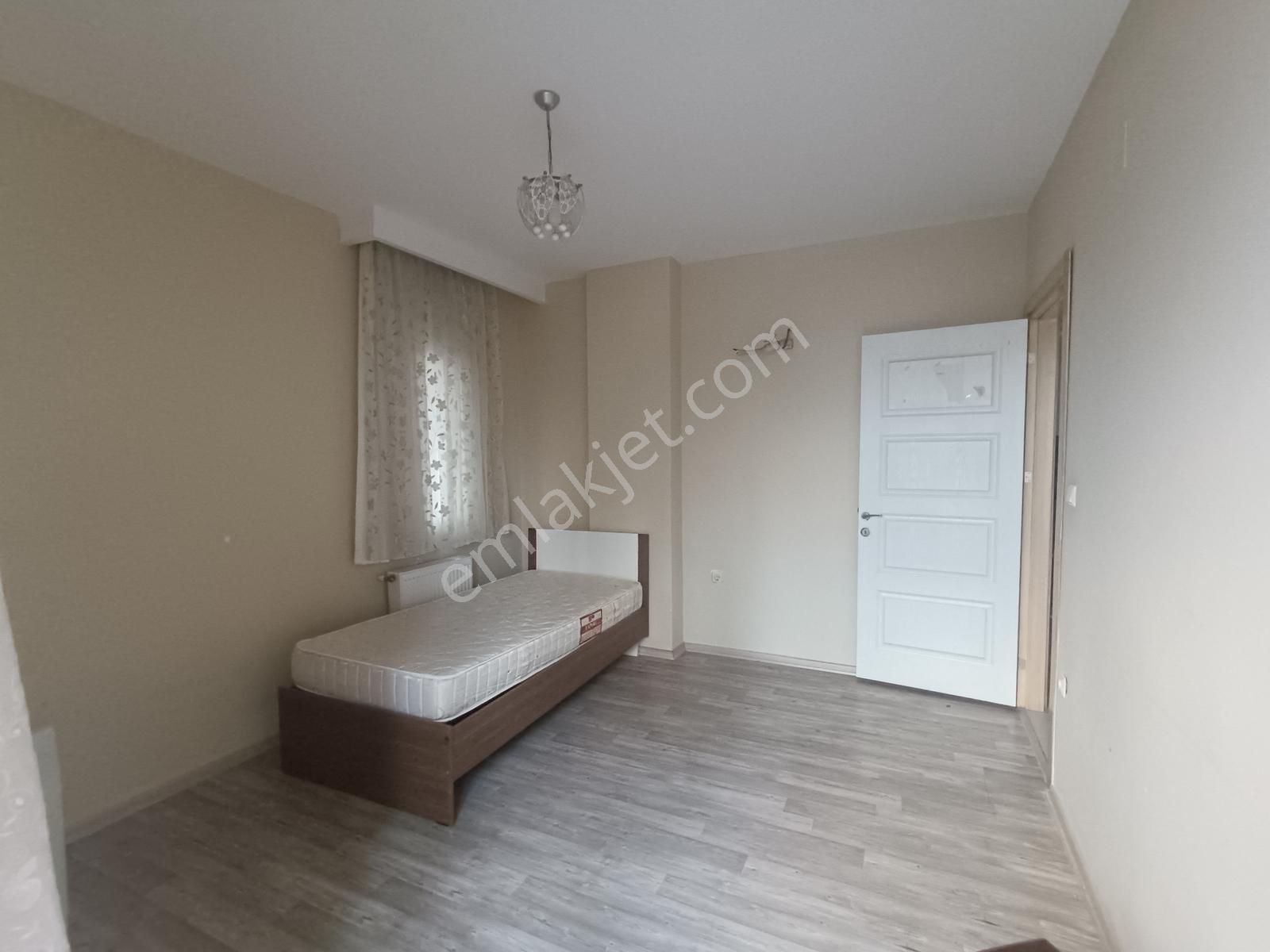 Çukurova Beyaz Evlerde Yeni Binada 2+1 Kısmen Eşyalı Kiralık - Görsel 8