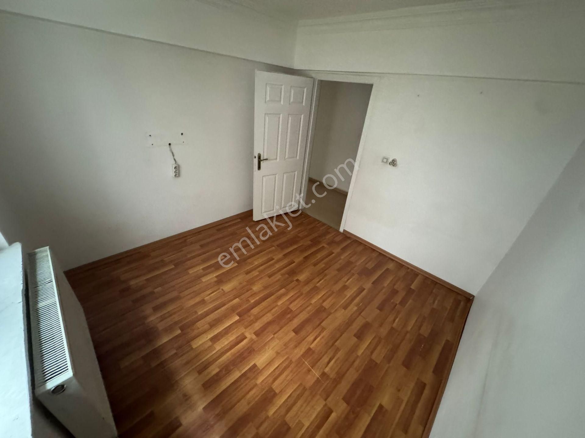 Atatürk Mh'de 3+1 Caddeye Yakın Geniş M2 Kullanışlı Daire!!! - Görsel 10