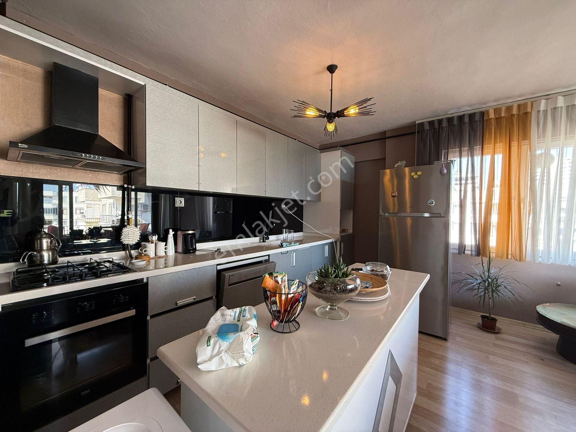 Akdeniz Mh'de Full Deniz Manzaralı Full Eşyalı Fırsat Daire ! - Görsel 2