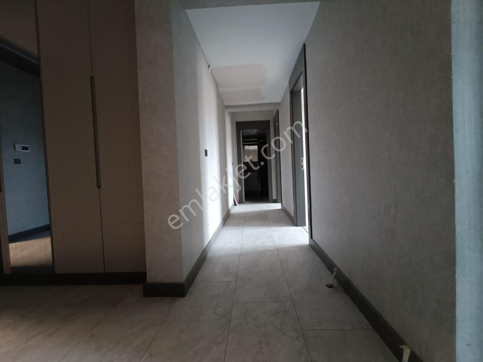 Kent'ten Yeşibayır Saat Kulesi Yakını 4 Bloklu Güvenlikli Ve Prestijli Sitede Yüksek Giriş !!! - Görsel 23
