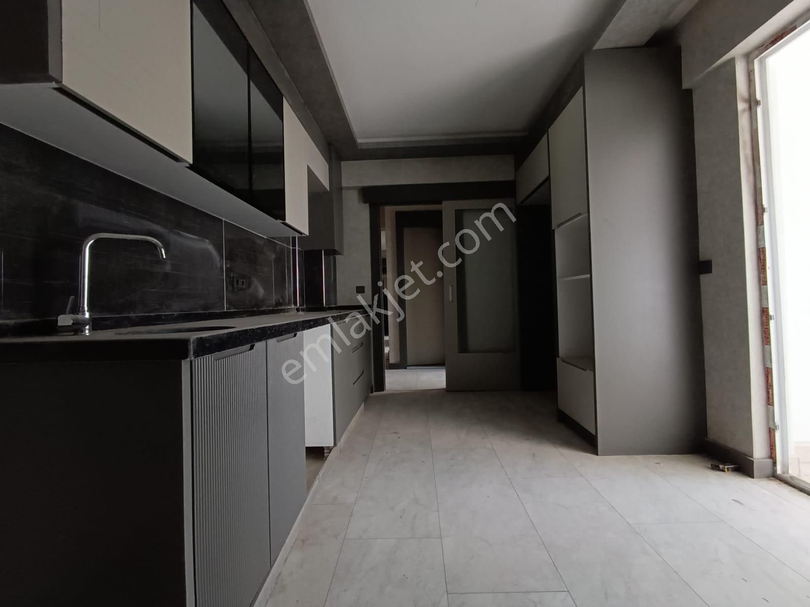 Kent'ten Yeşibayır Saat Kulesi Yakını 4 Bloklu Güvenlikli Ve Prestijli Sitede Yüksek Giriş !!! - Görsel 20