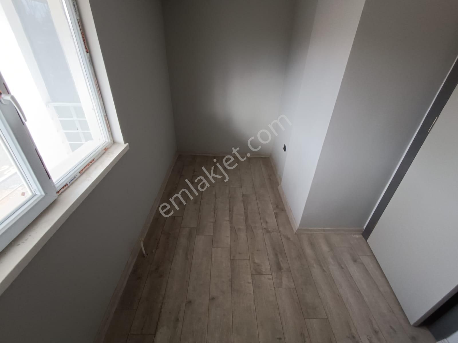 Kent'ten Yeşibayır Saat Kulesi Yakını 4 Bloklu Güvenlikli Ve Prestijli Sitede Yüksek Giriş !!! - Görsel 7