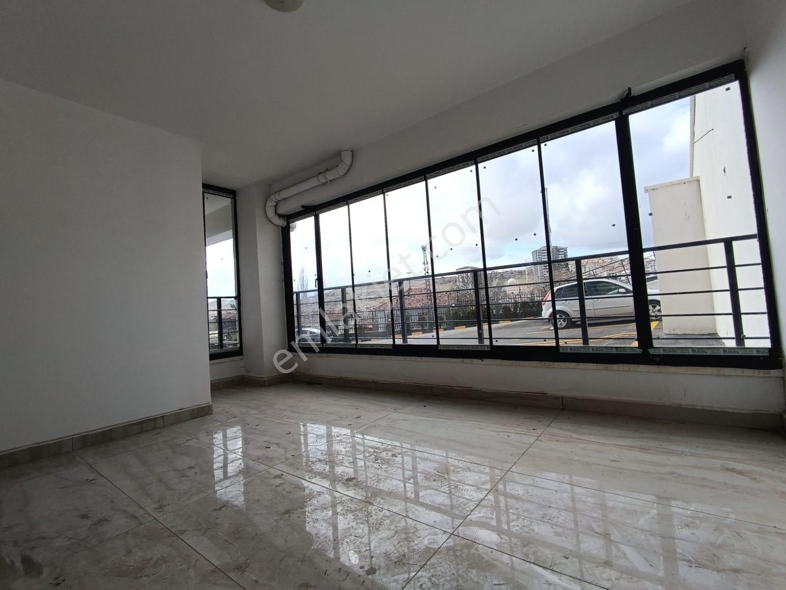 Kent'ten Yeşibayır Saat Kulesi Yakını 4 Bloklu Güvenlikli Ve Prestijli Sitede Yüksek Giriş !!! - Görsel 18
