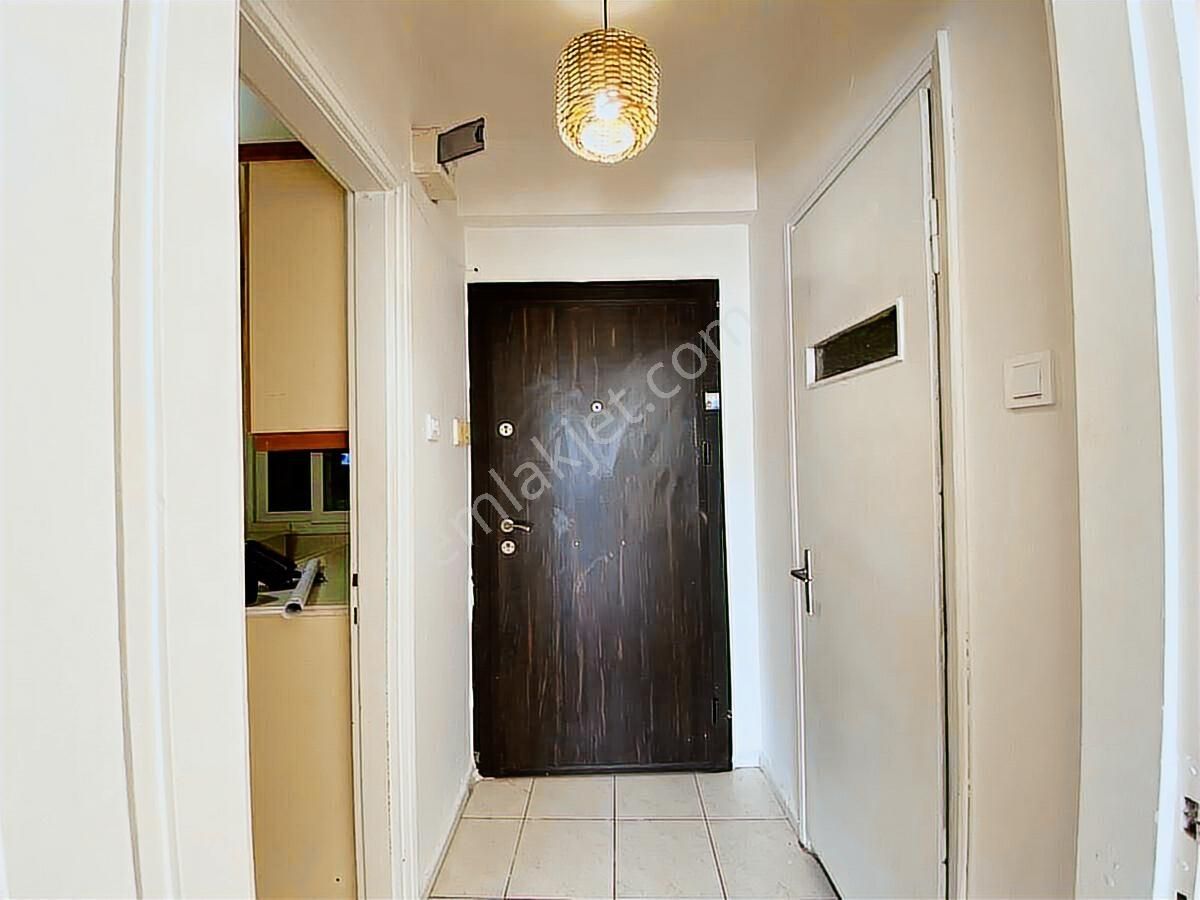 Bayraklı Anadolu Caddesi Üzerinde Deniz Manzaralı Kiralık Daire - Görsel 9