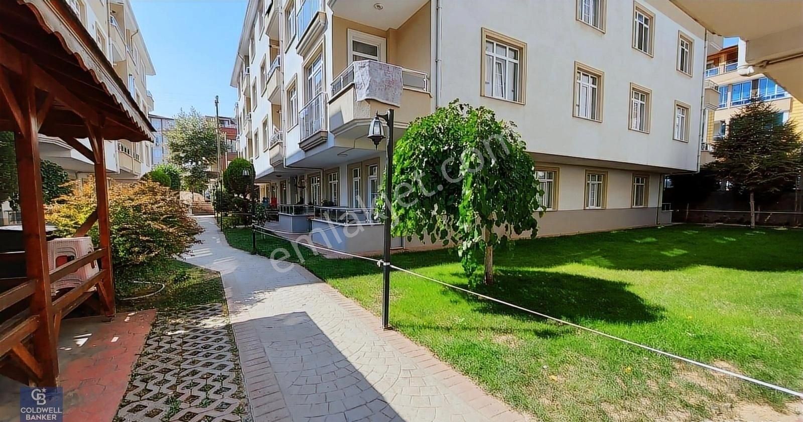 Mimar Sinan Mahallesi Site İçi Satılık 3+1 Giriş Kat Daire