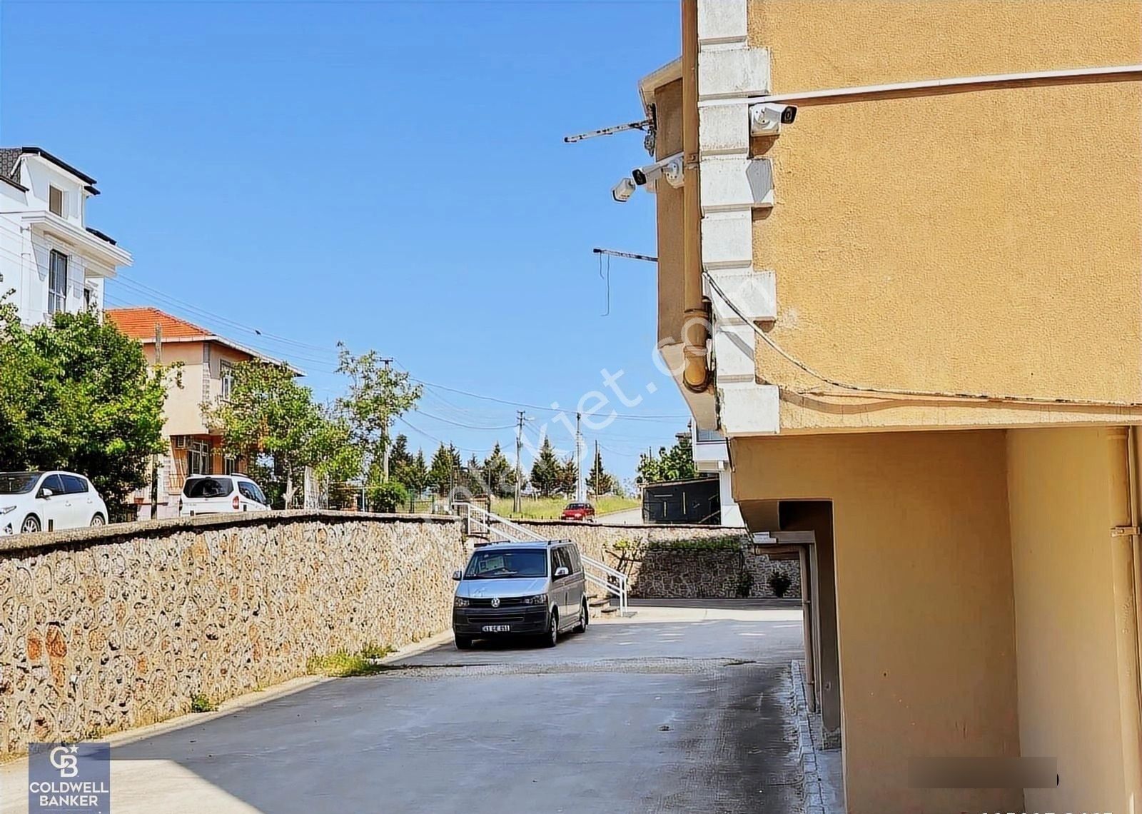 Derince Fatih Sultan'da Site İçi Asansörlü Cok Geniş 3+1 Ara Kat - Görsel 17