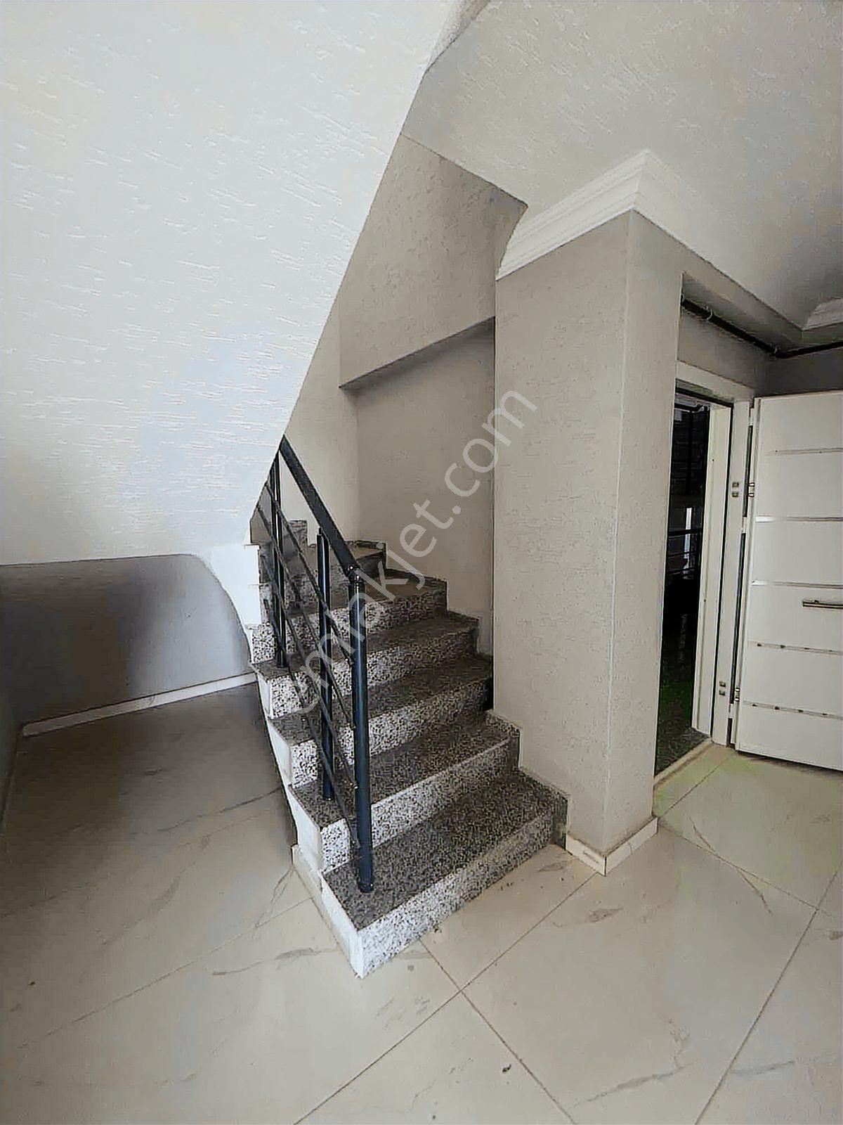 Kılıç Gayrimenkul'den Satılık Lüks Dubleks 4+1 - Görsel 9