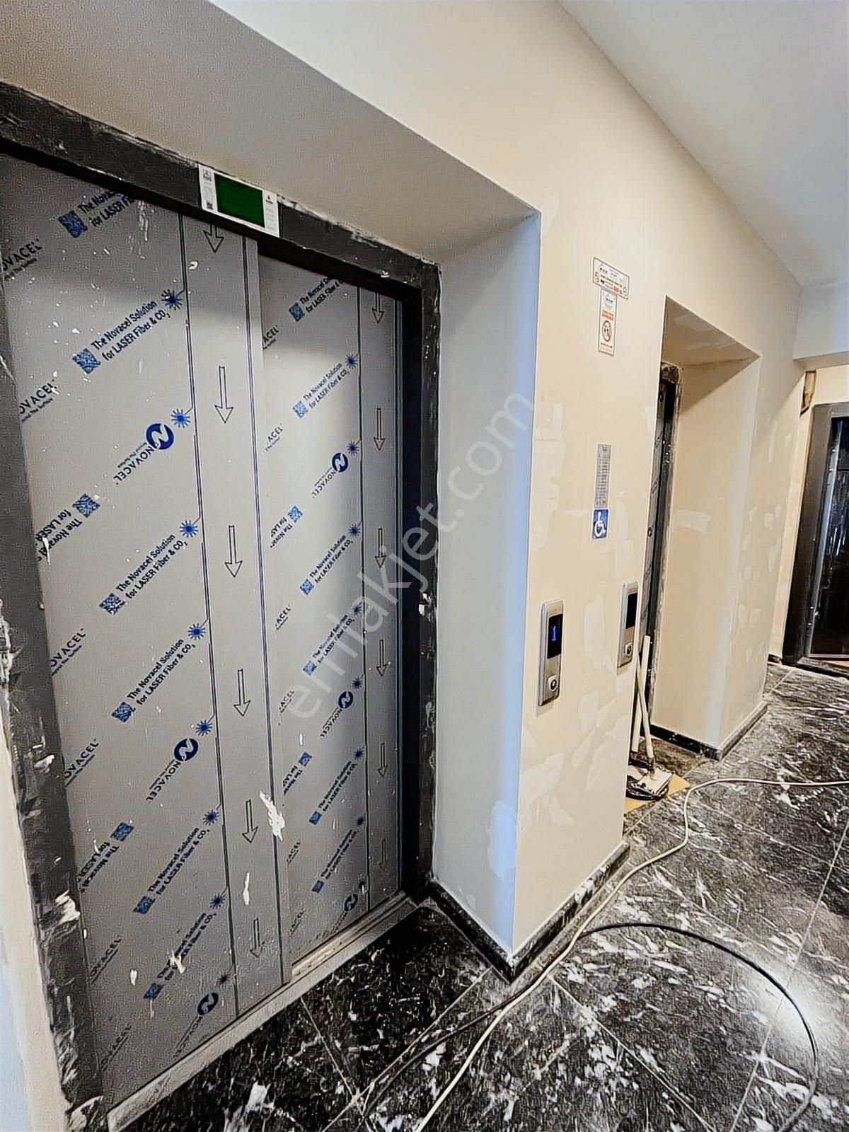 Sbell'den Gop'da,yeni Binada,ön Cephede,özel Teraslı,lüks 1+1 - Görsel 10