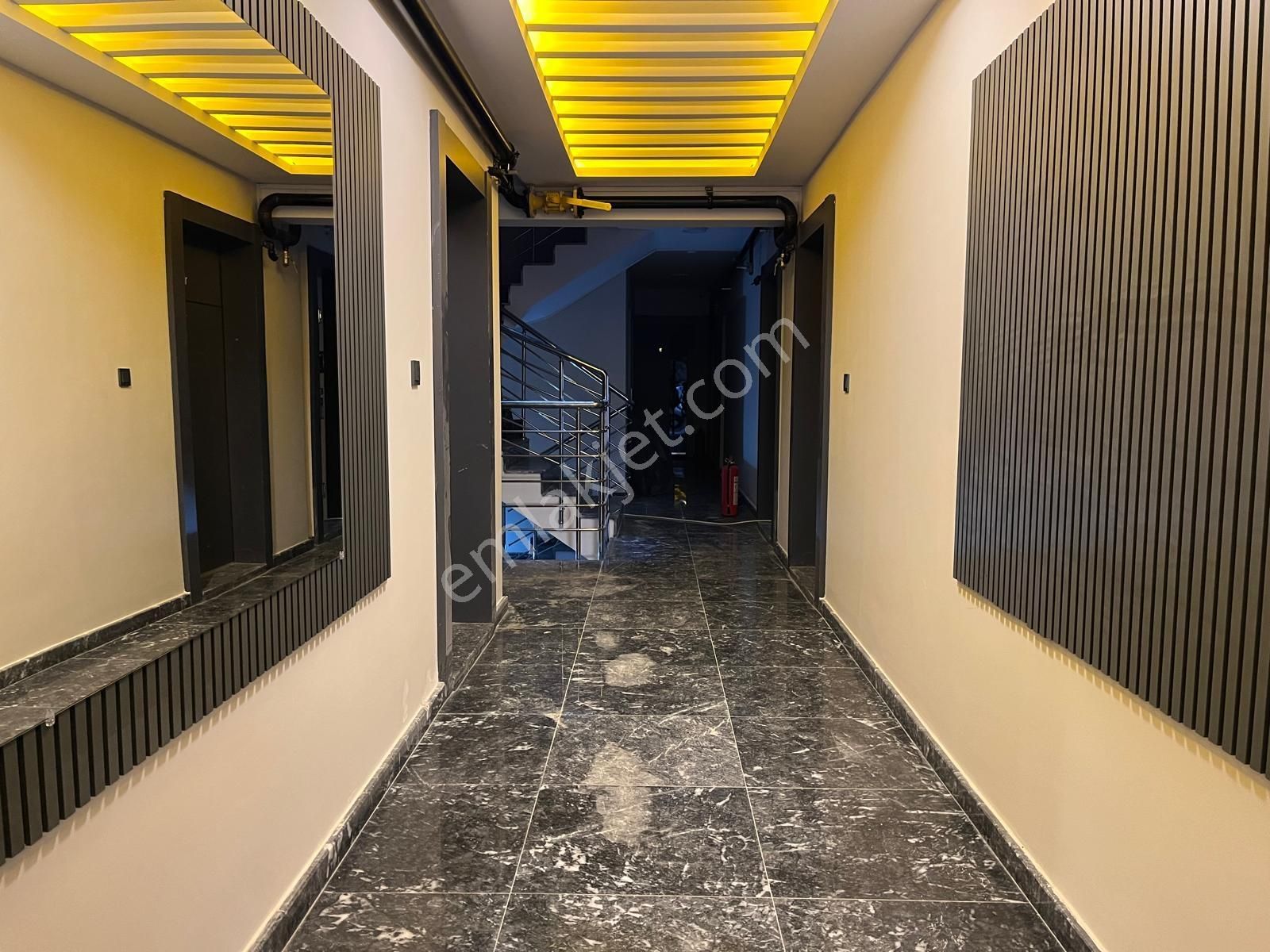 Sbell'den Gop'da,yeni Binada,ön Cephede,özel Teraslı,lüks 1+1 - Görsel 6