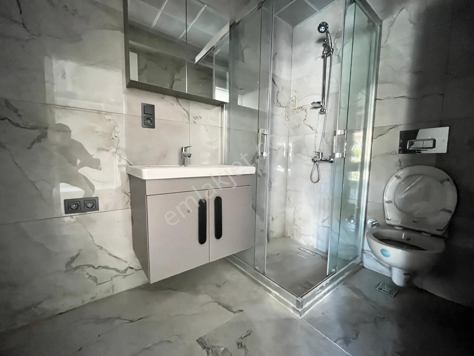 Sbell'den Gop'da,yeni Binada,ön Cephede,özel Teraslı,lüks 1+1 - Görsel 14