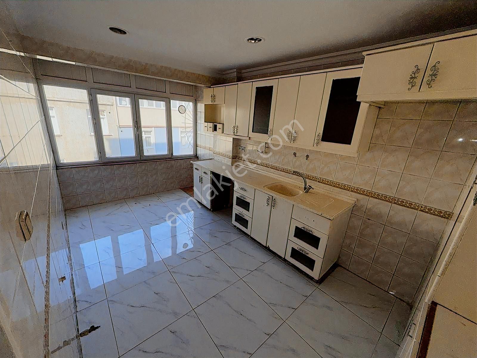 Home'dan Cumhuriyet Mah'de Satılık 180m² 3+2 Dublex Takasa Açık - Görsel 22