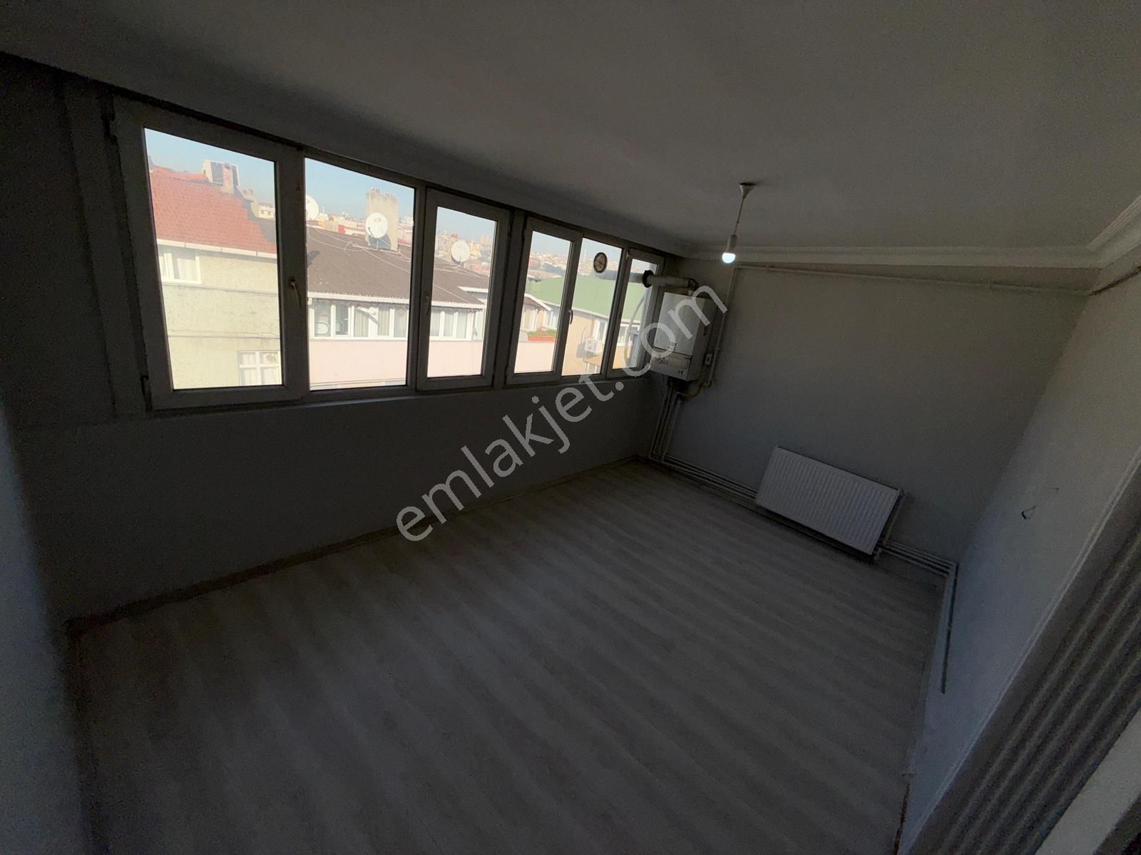 Home'dan Cumhuriyet Mah'de Satılık 180m² 3+2 Dublex Takasa Açık - Görsel 9