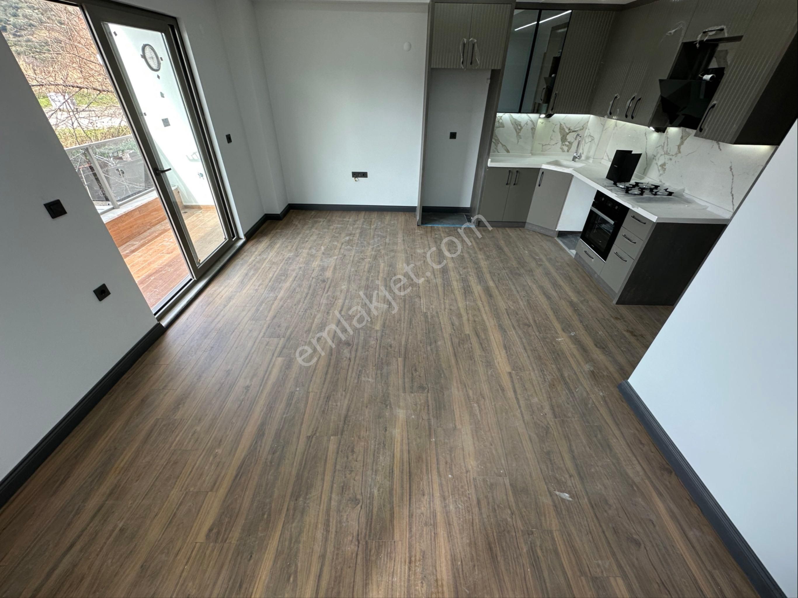 Cantan Emlaktan Akçay 1+1 Lüks Tasarımlı Fırsat Sıfır Daire - Görsel 7