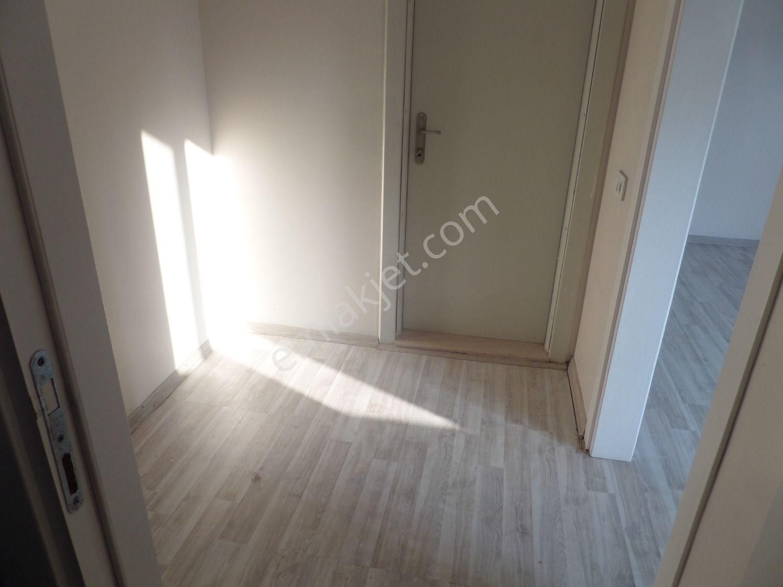 Havuzlu Site 3+1 Doğal Gazlı Güvenlikli - Görsel 9