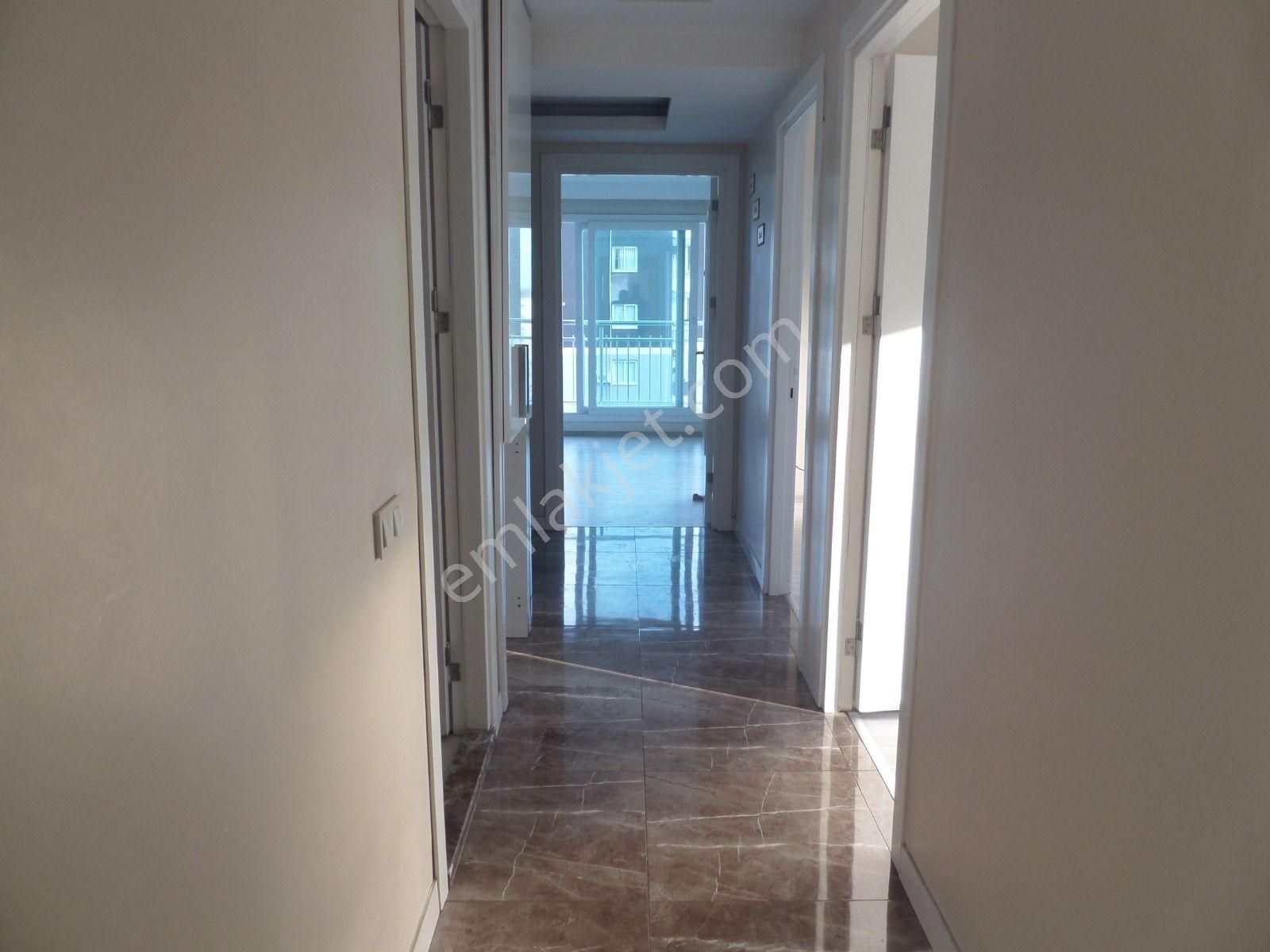 Havuzlu Site 3+1 Doğal Gazlı Güvenlikli - Görsel 15