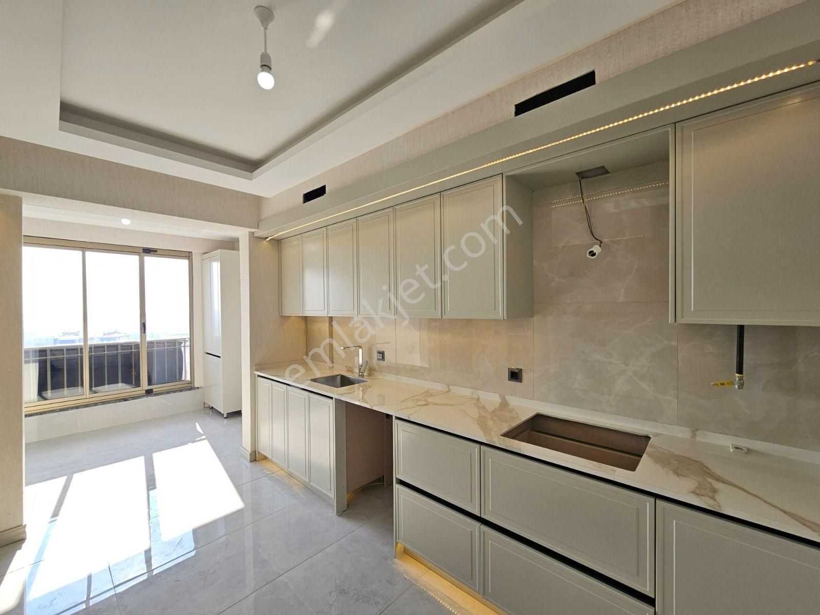 Mete Konakları Yakını Ultra Lüx 3+1 Daireler - Görsel 2