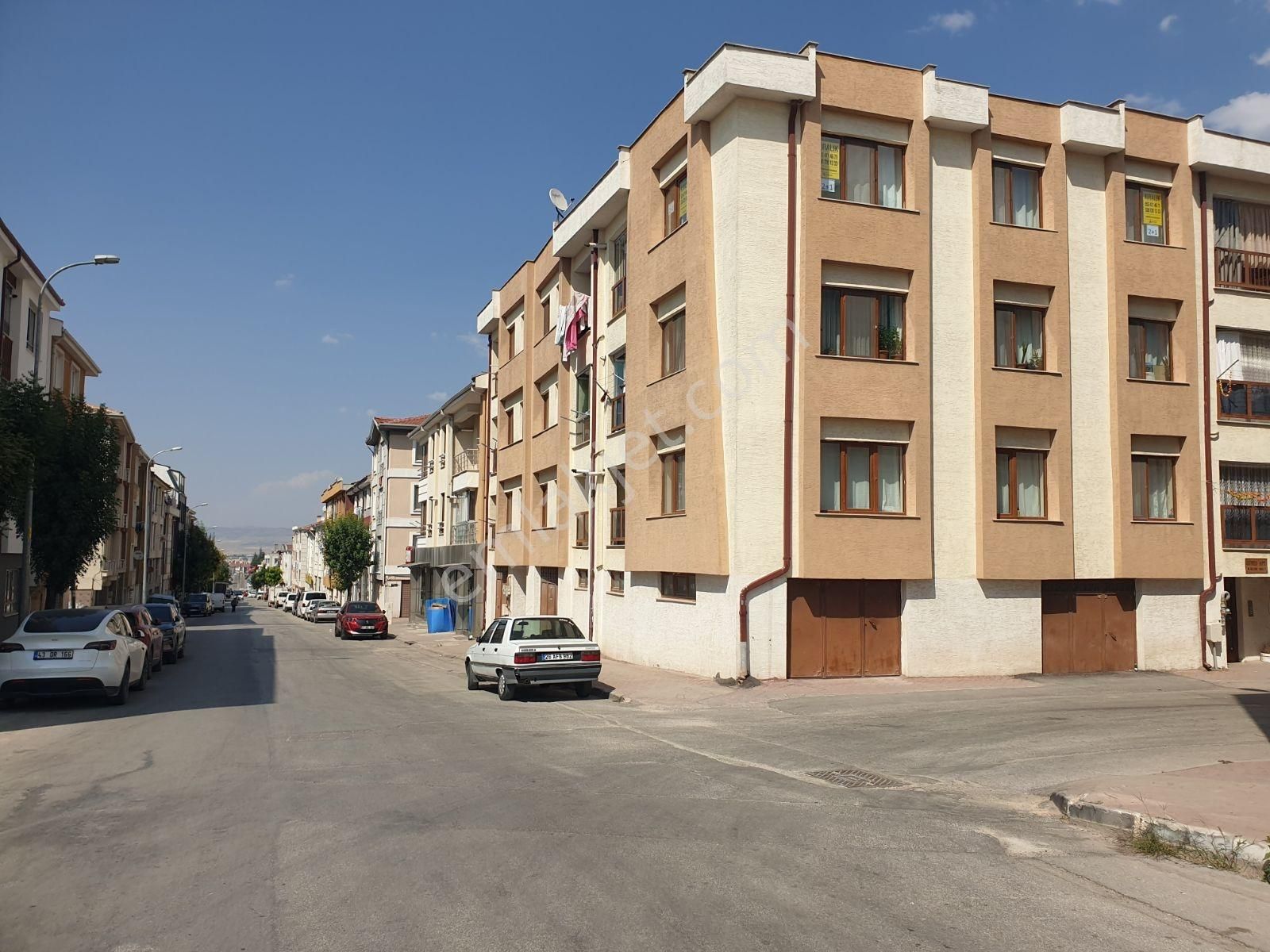 Büyükdere Kaplanlı Üstü Bakımlı Ferah Önü Açık Kiralık 2+1 Daire - Görsel 20