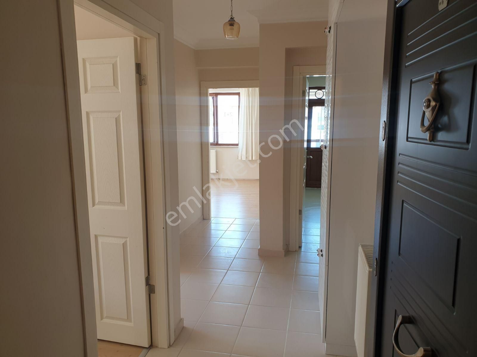 Büyükdere Kaplanlı Üstü Bakımlı Ferah Önü Açık Kiralık 2+1 Daire - Görsel 12