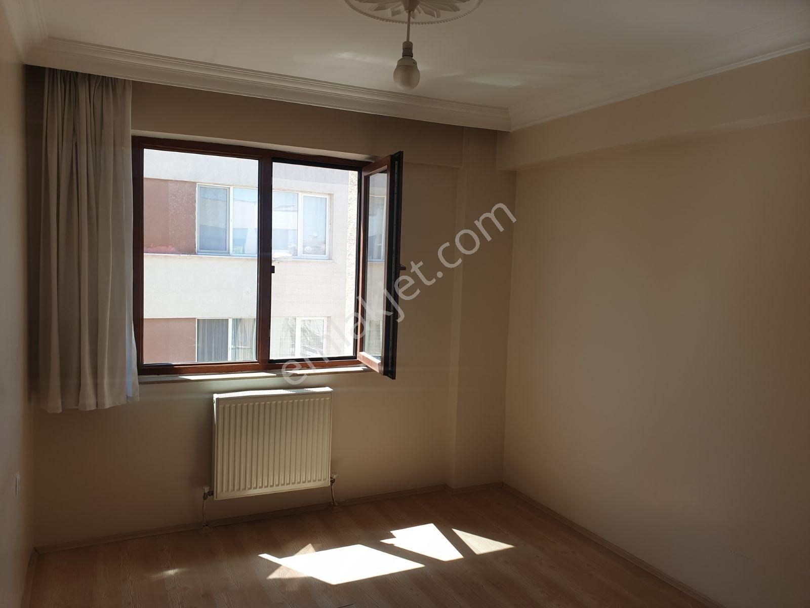 Büyükdere Kaplanlı Üstü Bakımlı Ferah Önü Açık Kiralık 2+1 Daire - Görsel 24