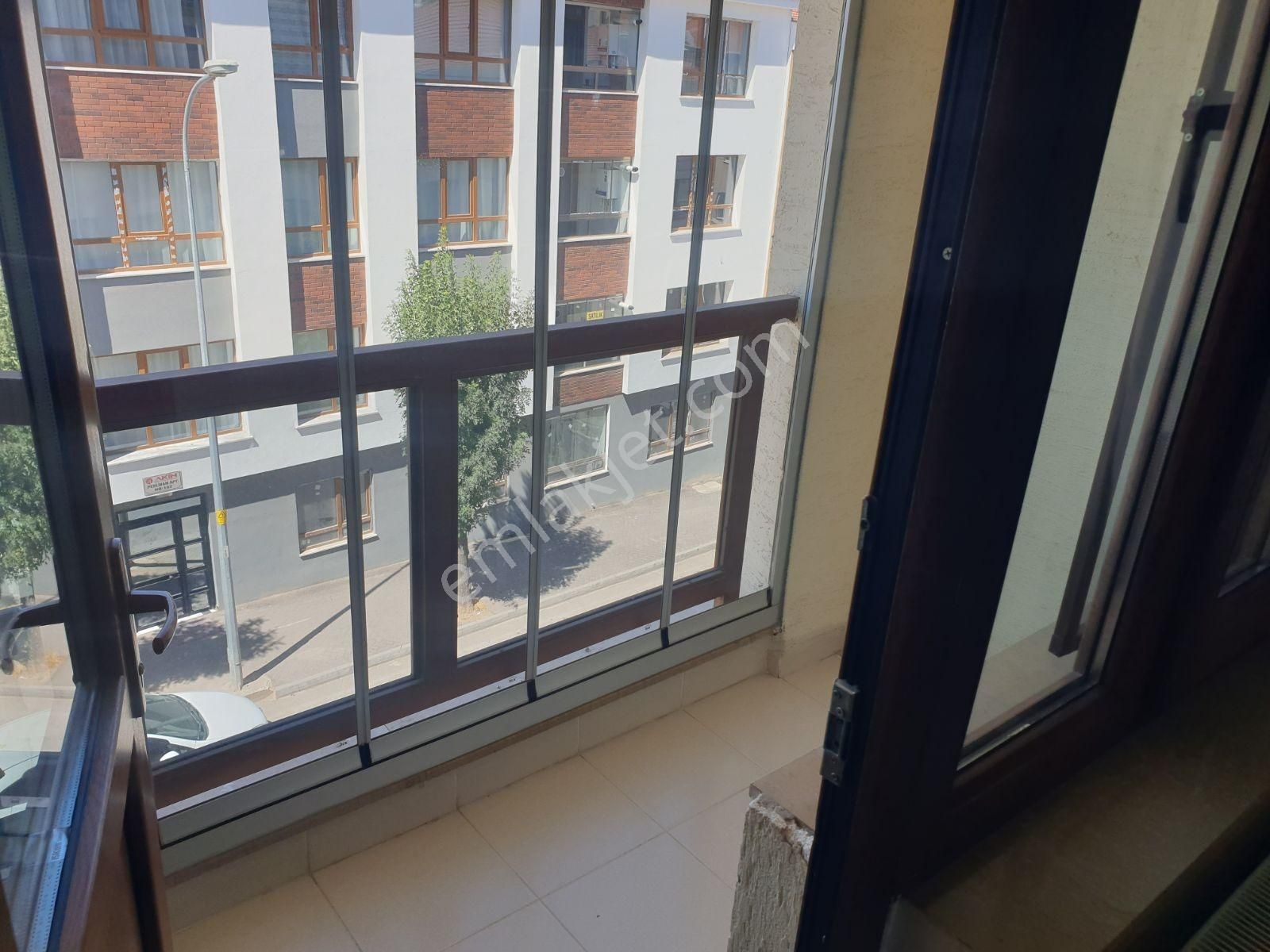 Büyükdere Kaplanlı Üstü Bakımlı Ferah Önü Açık Kiralık 2+1 Daire - Görsel 7