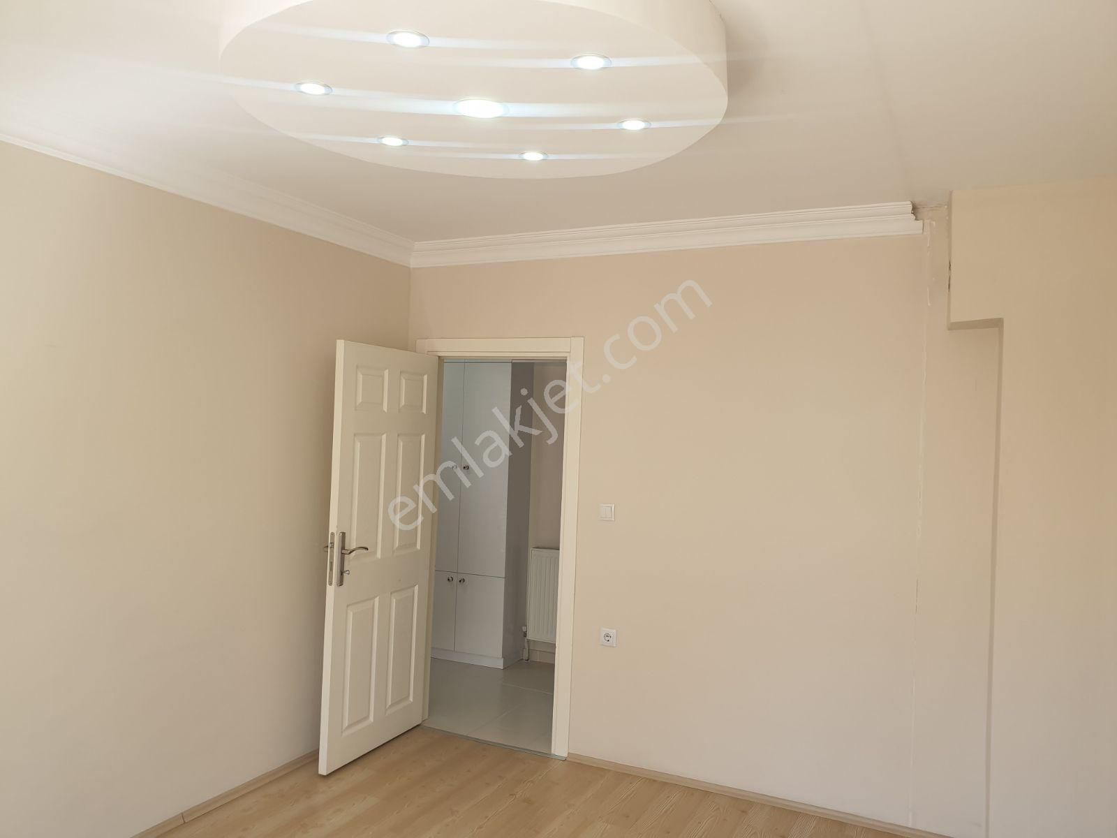 Büyükdere Kaplanlı Üstü Bakımlı Ferah Önü Açık Kiralık 2+1 Daire - Görsel 19