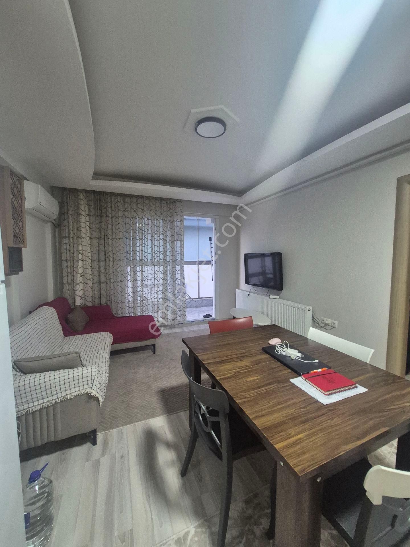 Bornova Doğanlar Da 1+1 Eşyalı Kiralık Lüks Daire - Görsel 9