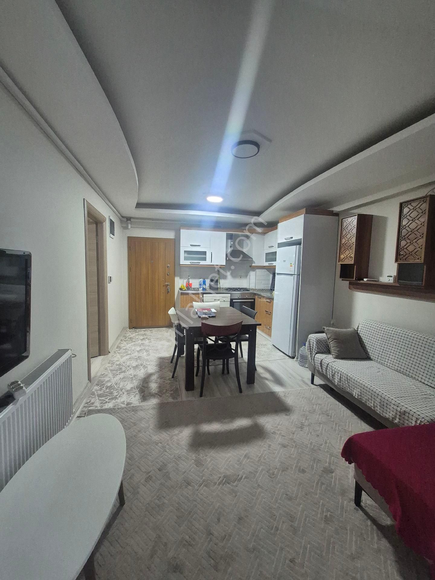 Bornova Doğanlar Da 1+1 Eşyalı Kiralık Lüks Daire