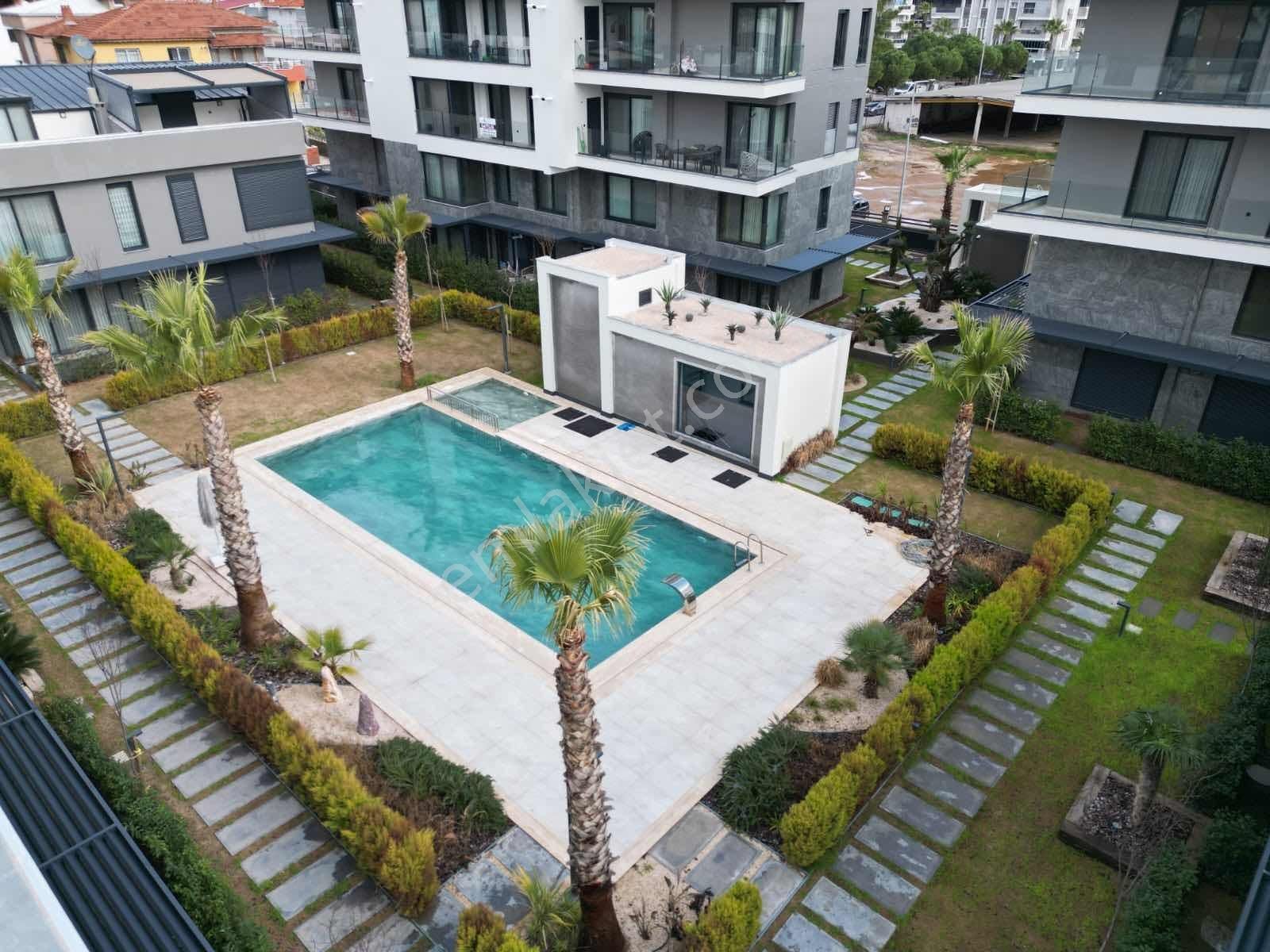 Qzen Gayrimenkulden Havuzlu Kapalı Otoparklı Sitede 2+1 Daire - Görsel 21