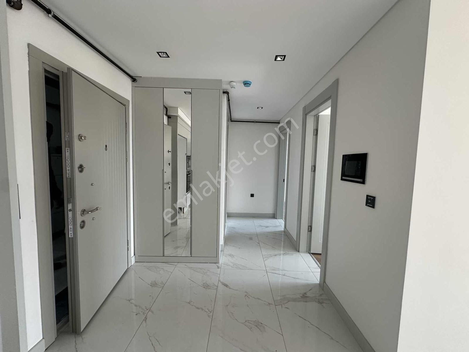 Qzen Gayrimenkulden Havuzlu Kapalı Otoparklı Sitede 2+1 Daire - Görsel 29