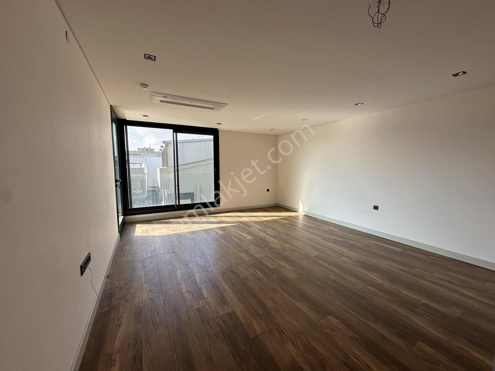 Qzen Gayrimenkulden Havuzlu Kapalı Otoparklı Sitede 2+1 Daire - Görsel 14