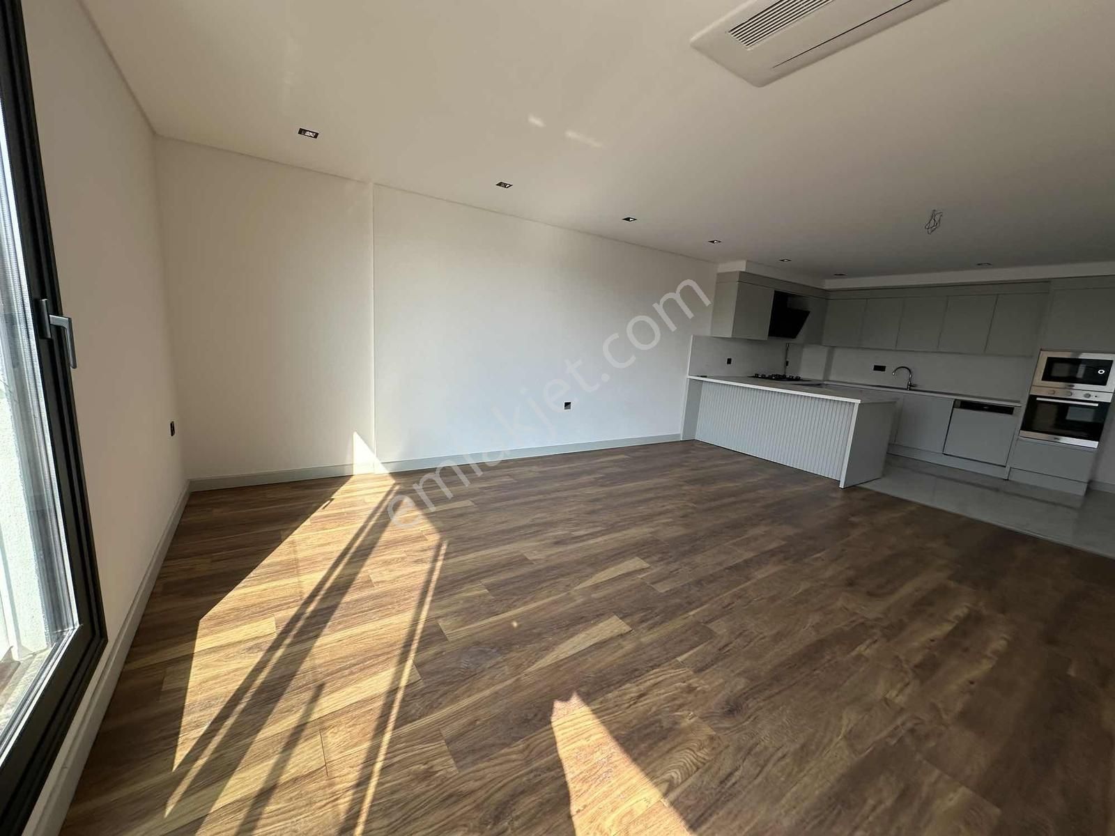 Qzen Gayrimenkulden Havuzlu Kapalı Otoparklı Sitede 2+1 Daire - Görsel 17