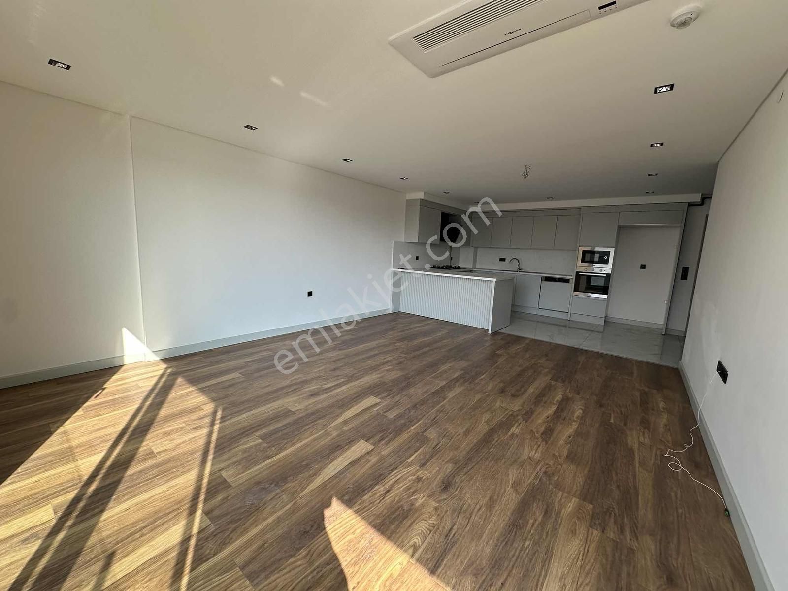 Qzen Gayrimenkulden Havuzlu Kapalı Otoparklı Sitede 2+1 Daire - Görsel 13