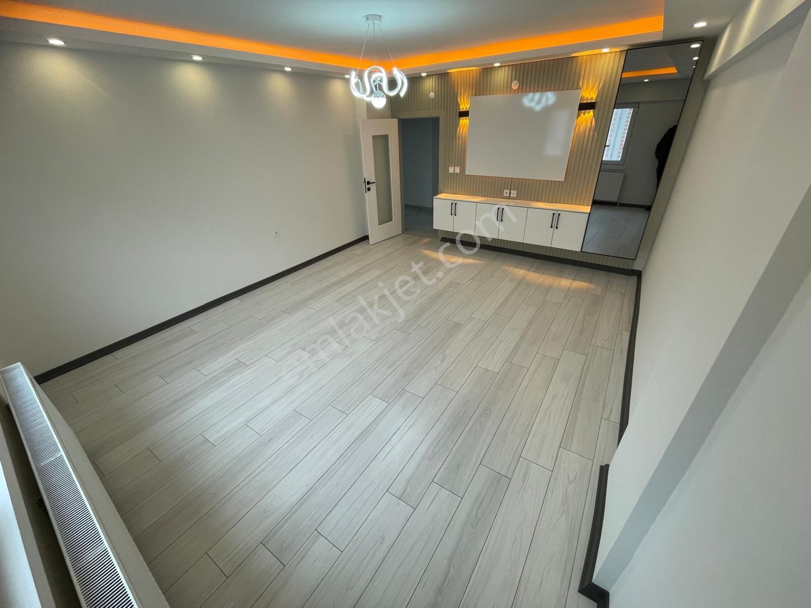 Sincan Pınarbaşın'da Merkeze Yakın Satılık 3+1yapılı Daire - Görsel 13