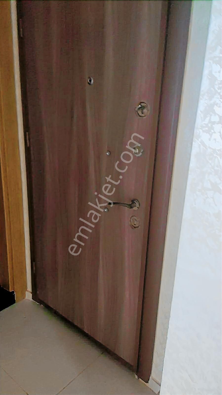 Gümüldür Merkezde 1.kat 2+1 Daire - Görsel 5