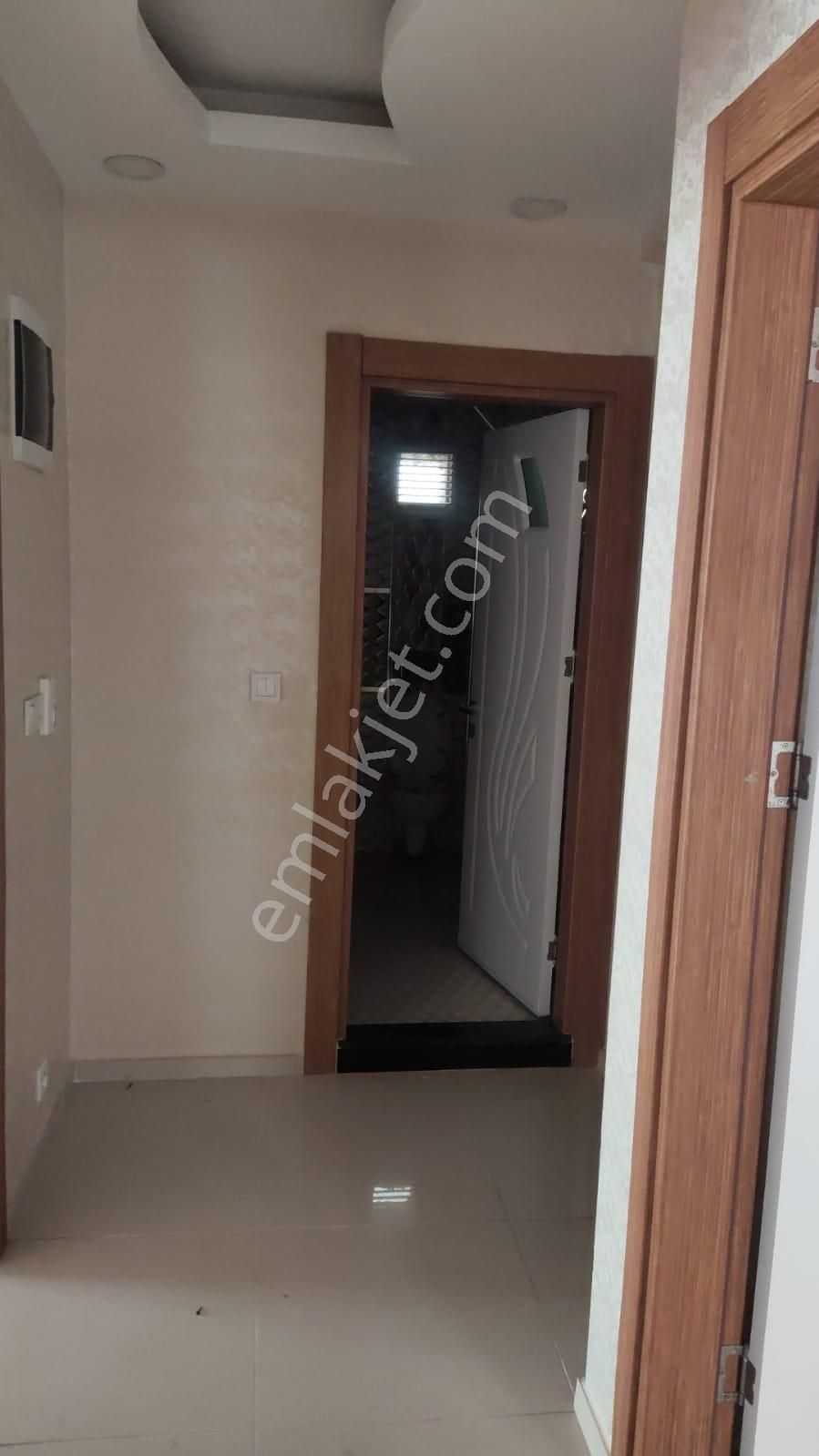 Gümüldür Merkezde 1.kat 2+1 Daire - Görsel 11