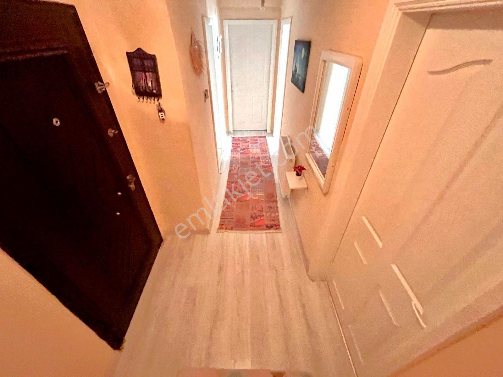 🏡 Referans'tan Akçay Merkez'de Ara Kat Doğalgazlı 2+1 - Görsel 8