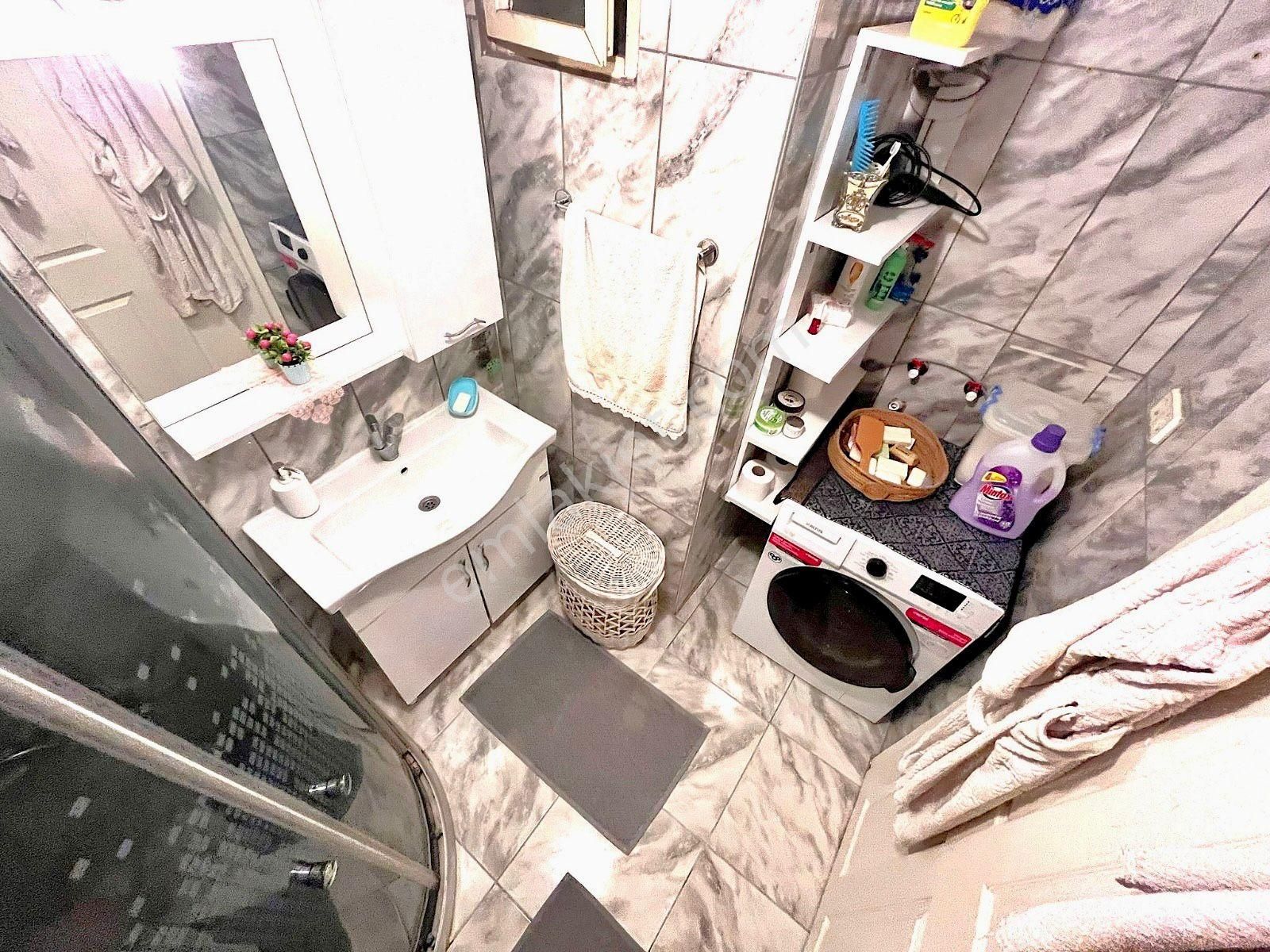 🏡 Referans'tan Akçay Merkez'de Ara Kat Doğalgazlı 2+1 - Görsel 24