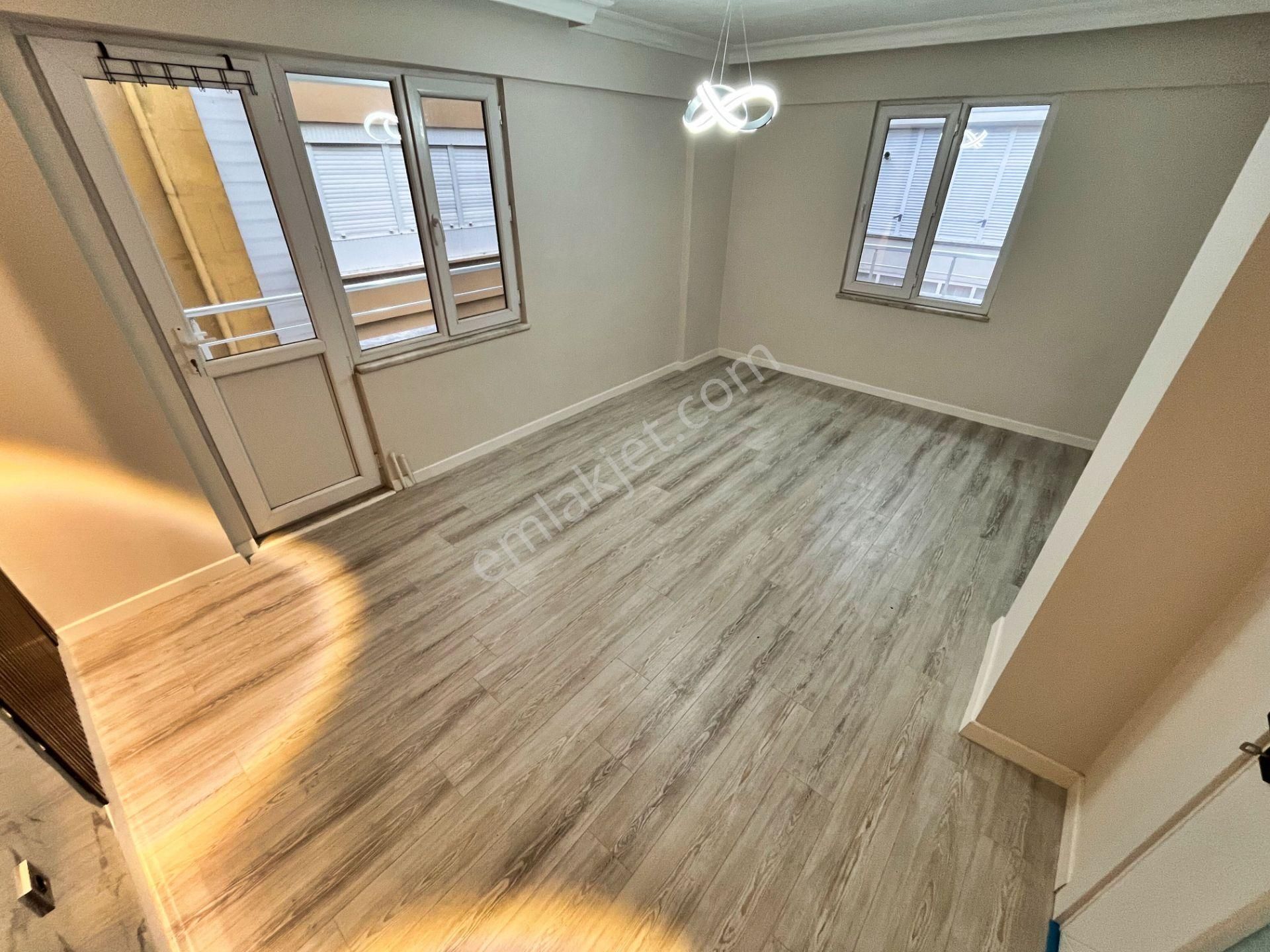 🛑🛑aktiften Akçay Merkez'de Satılık Denize Yakın Ön Cephe Arakat Harika 2+1 Daire - Görsel 7