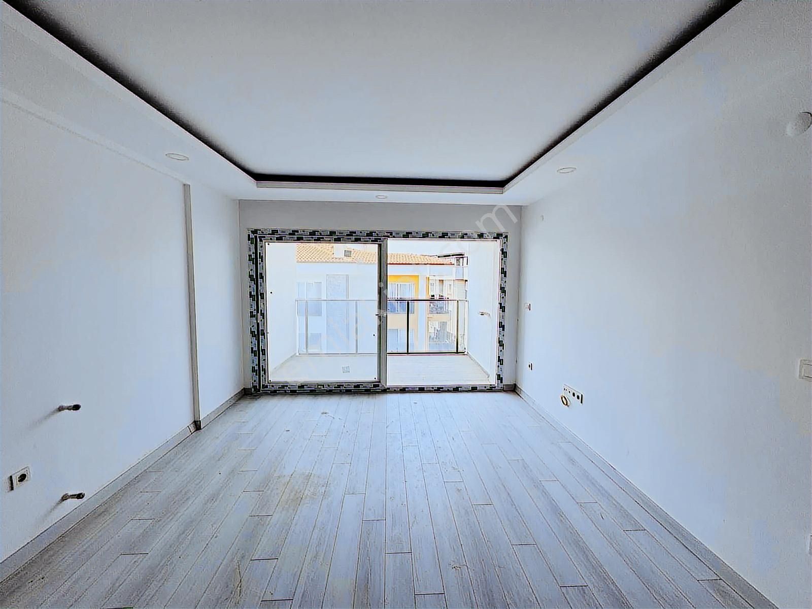 Kuşadası Davutlar'da Havuzlu Otoparklı Sitede 3+1 Dubleks Daire - Görsel 35