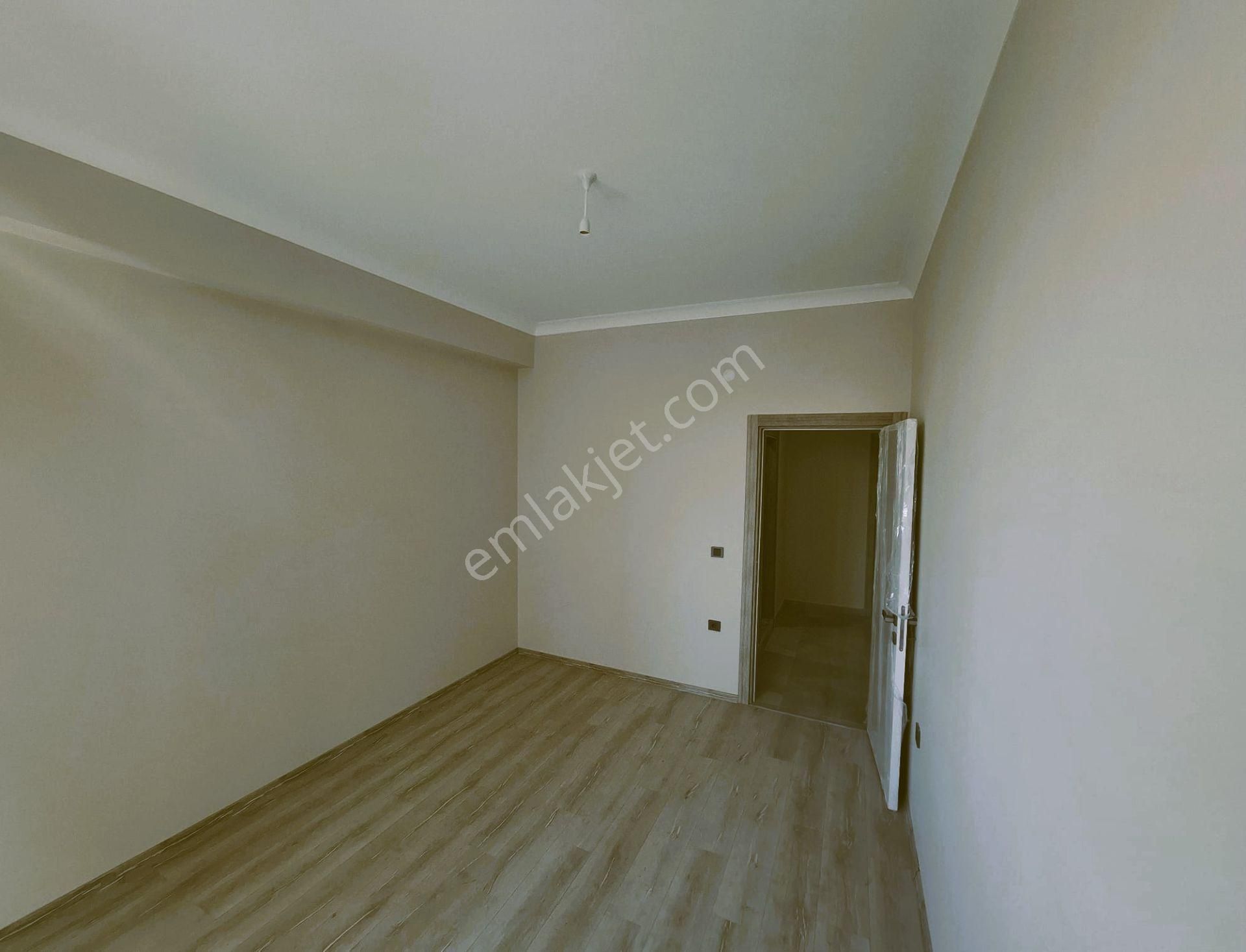 Akman'dan Adliye Ve Otogara Yakın Ayrı Mutfak 2+1 Sıfır Daire - Görsel 17