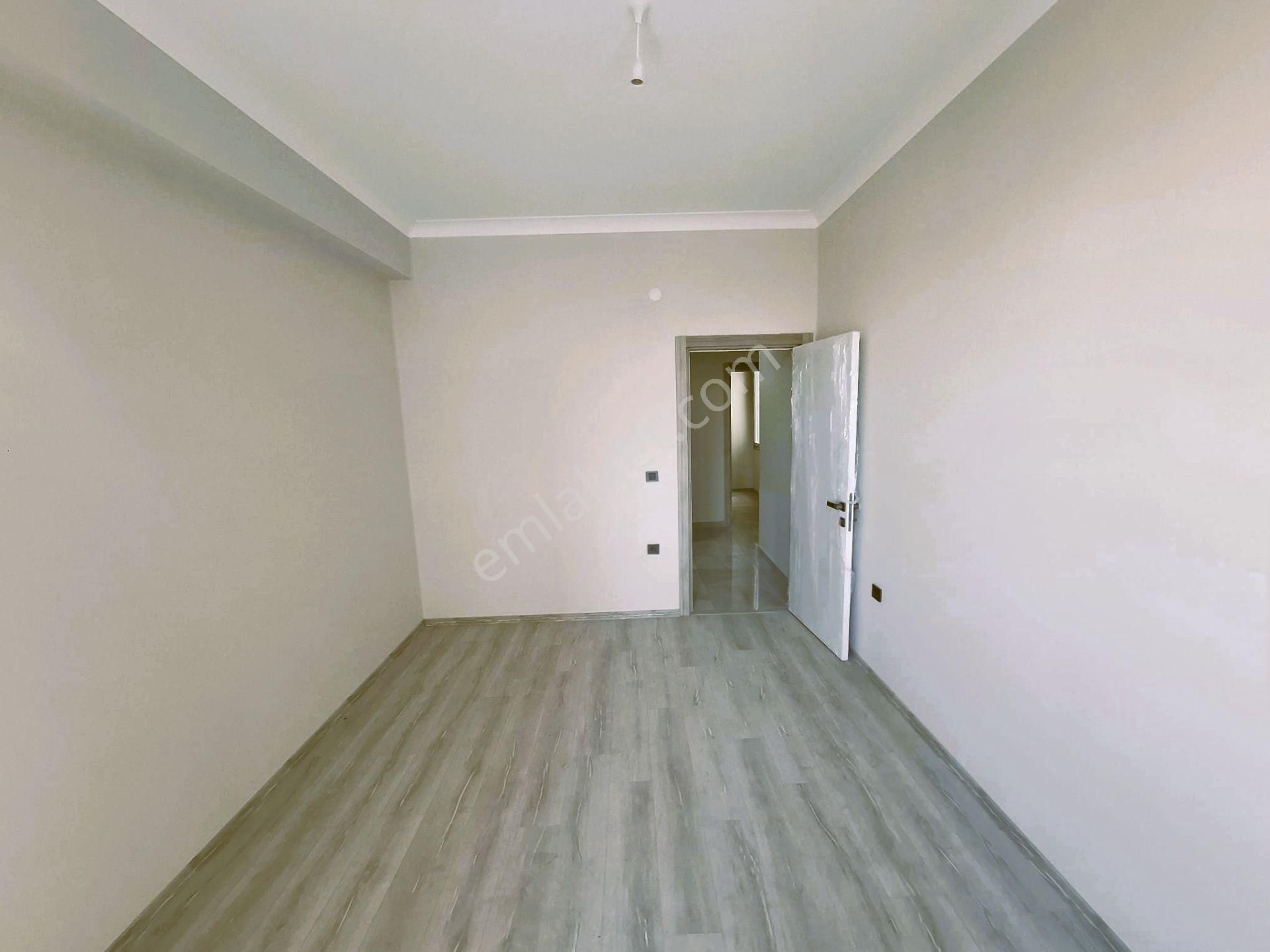 Akman'dan Adliye Ve Otogara Yakın Ayrı Mutfak 2+1 Sıfır Daire - Görsel 10