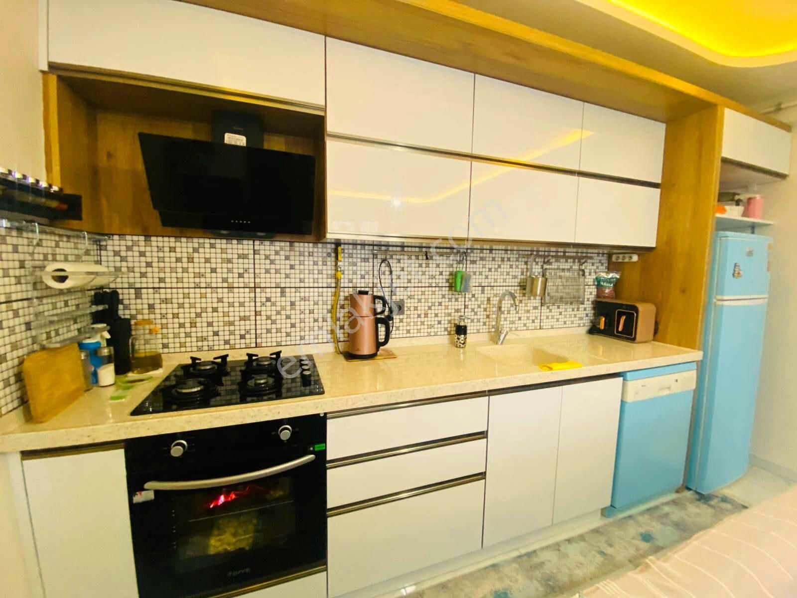 🔴🔴 Aktiften Altınkum'da Şahane Konumda Full Eşyalı Cam Balkonlu Doğalgazlı 1+1 Fırsat Daire