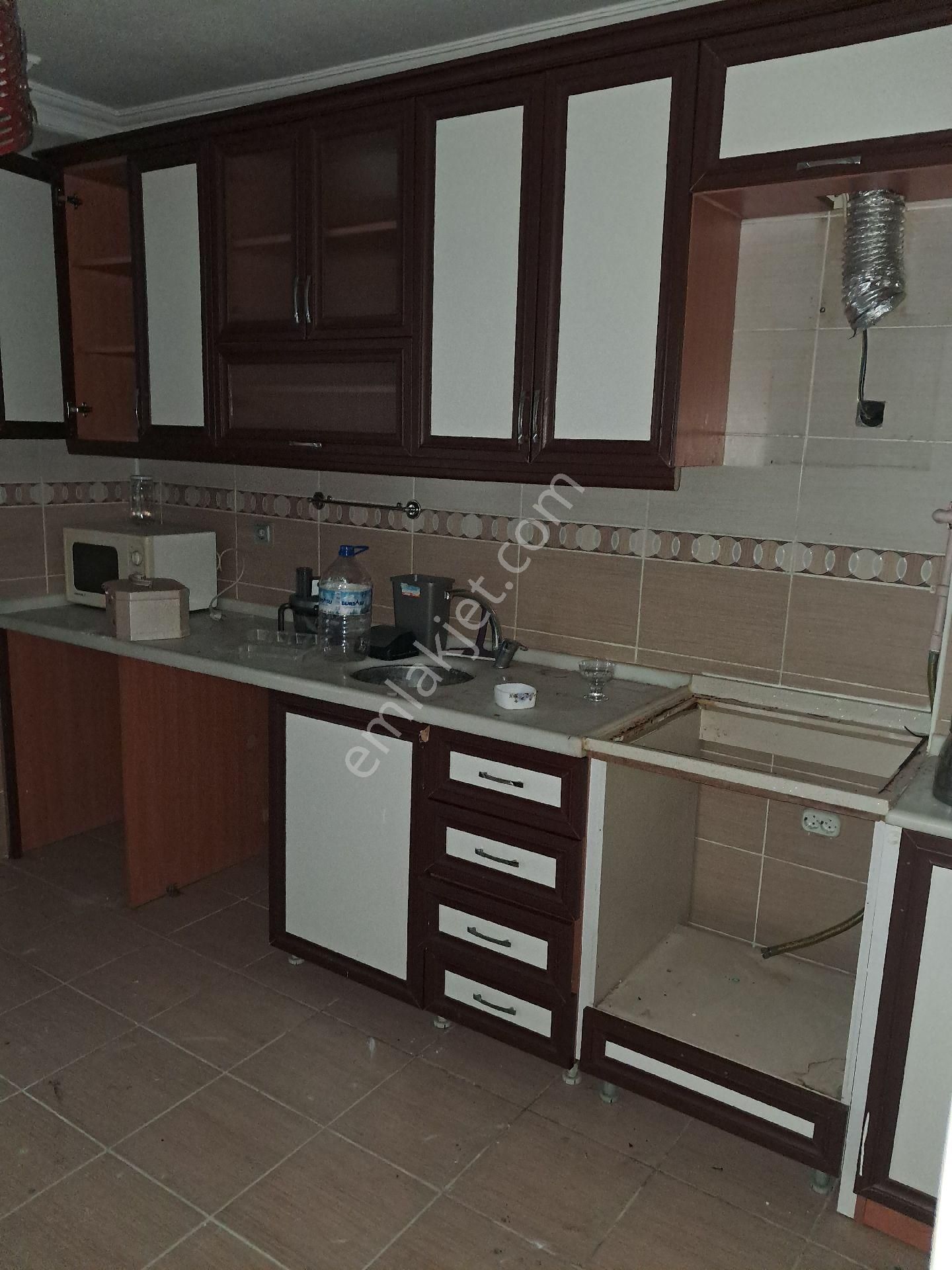 Bursa Baruthane Mahallesinde Satılık Üç - Görsel 4